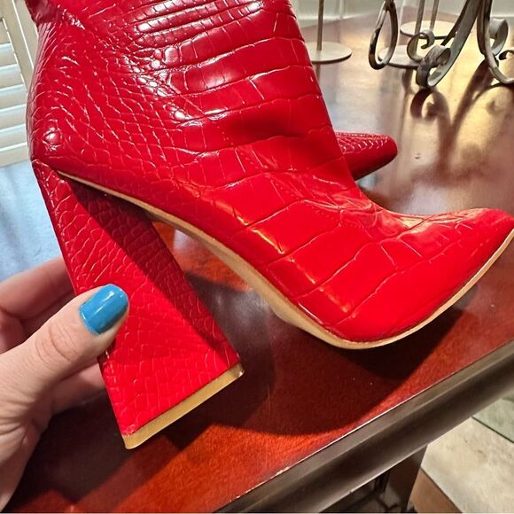 EGO Global Flare Heel Ankle Boots in Red Croc Size 8 - UK 6 - Picture 4 of 10